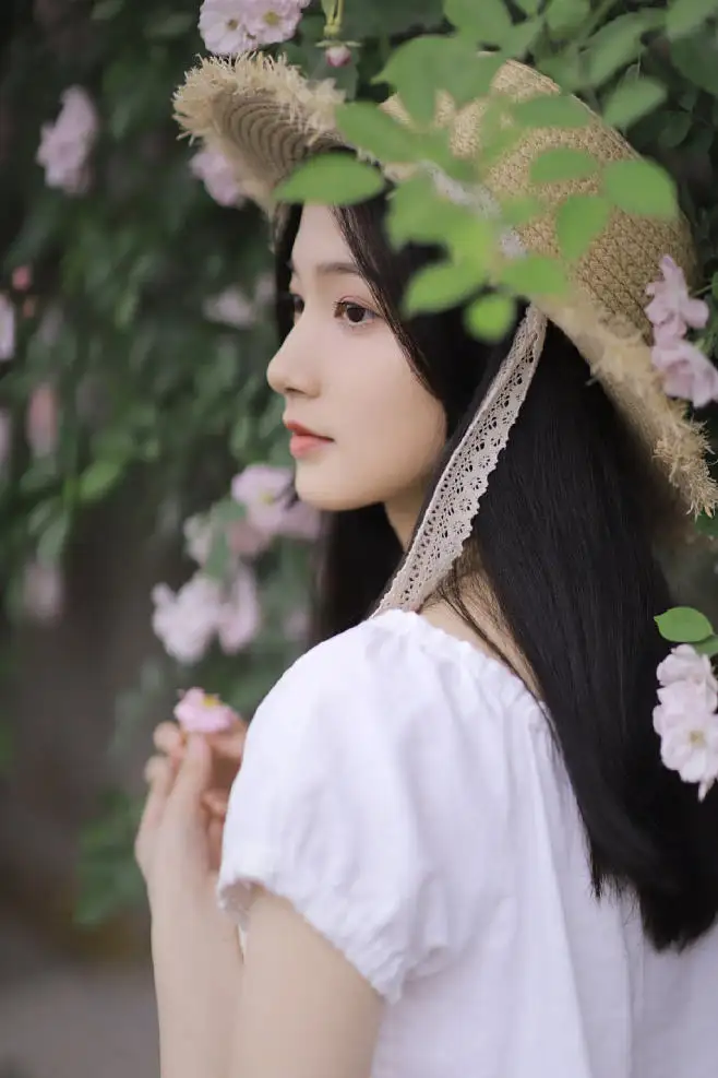 安吉喀什私人伴游李菲儿