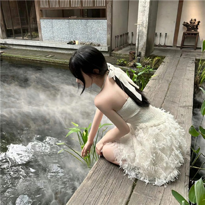安吉伴游女生仇吉月的资料